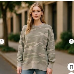 aerie Olive Green Camo Pullover Sweater